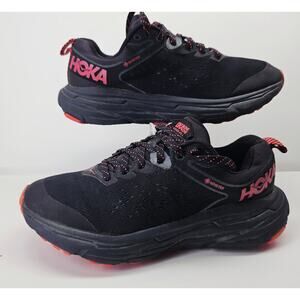 Hoka Women 7.5 Comfy footwear